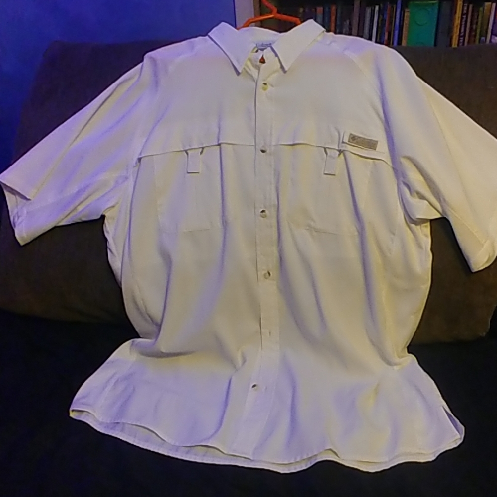 Men's Columbia Sportswear short sleeve shirt